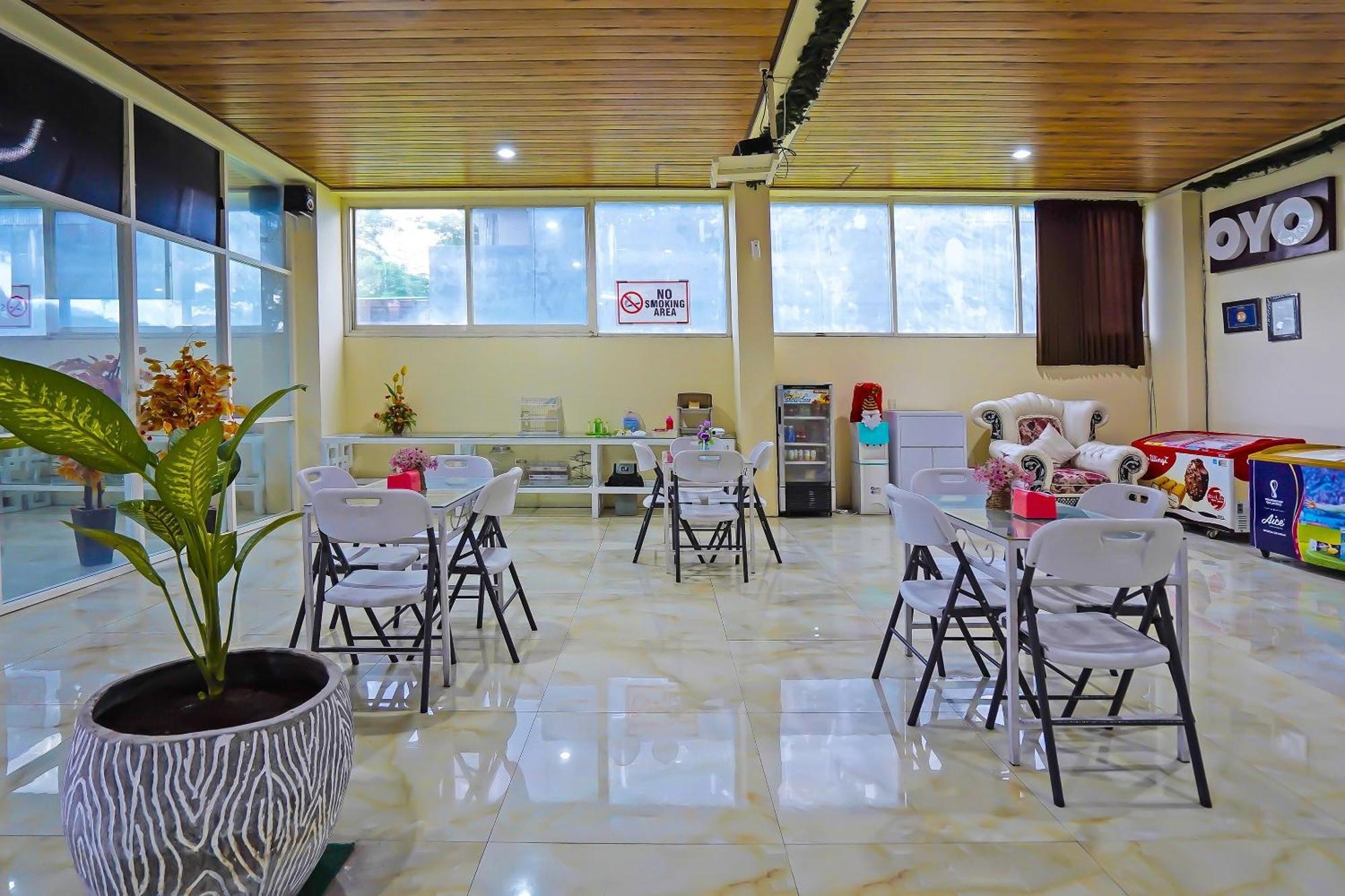 Oyo Life 511 Grace Residence Surabaya Exterior photo